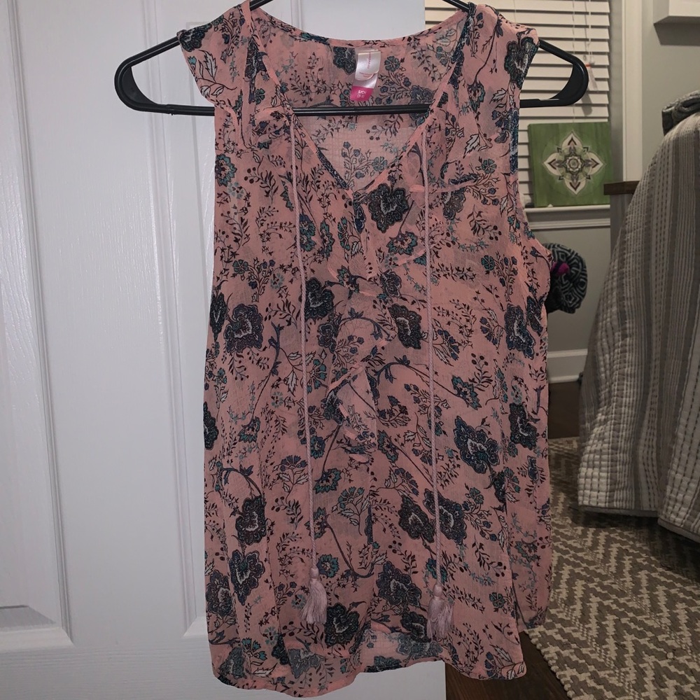 cute tank top - size small